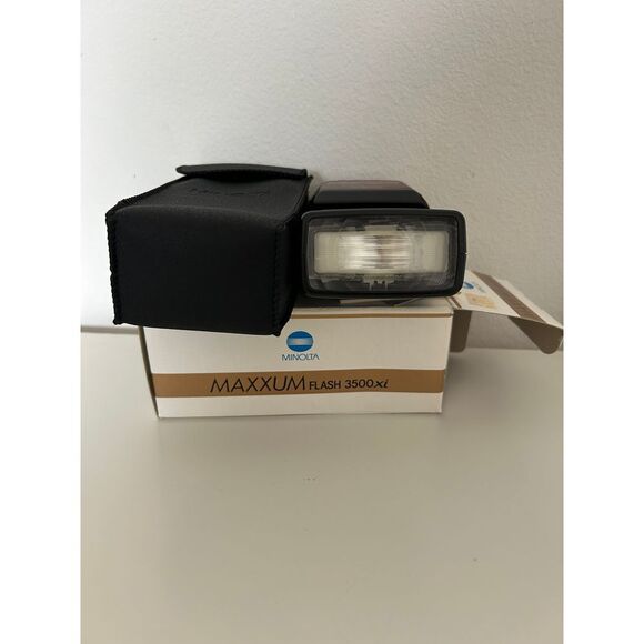 Minolta Other - Minolta Maxxum Flash 3500xi Camera Flash with Case Professional Photography